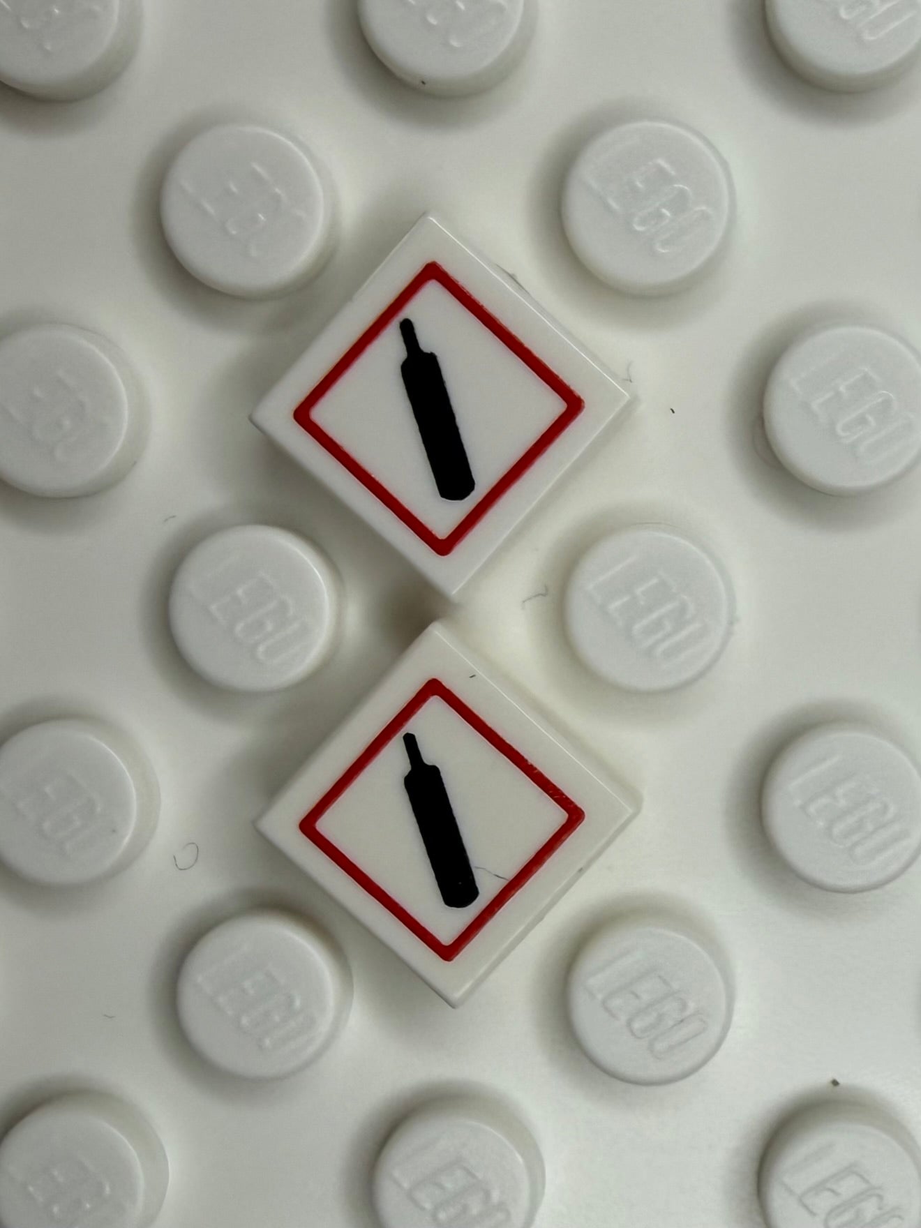 GHS 1x1 Tile: Gas Cylinder