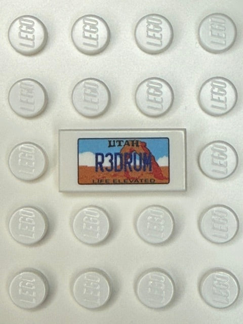 UT: US Based License Plate 1x2 Tile