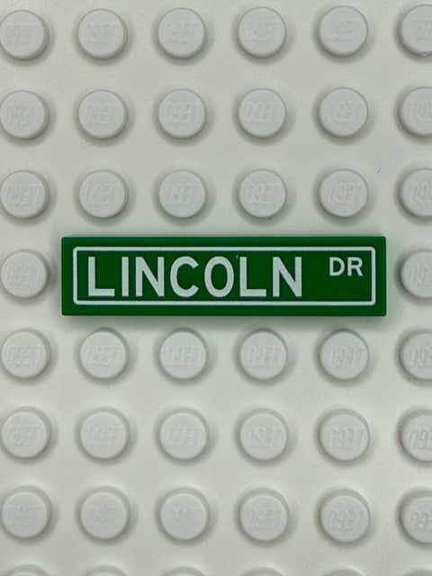 Street Sign 1x4 Tile: Lincoln Dr