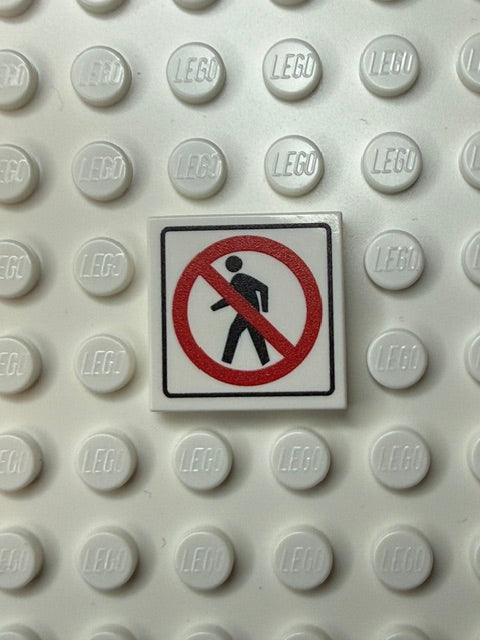 Information Signs 2x2 Tile: No Crossing